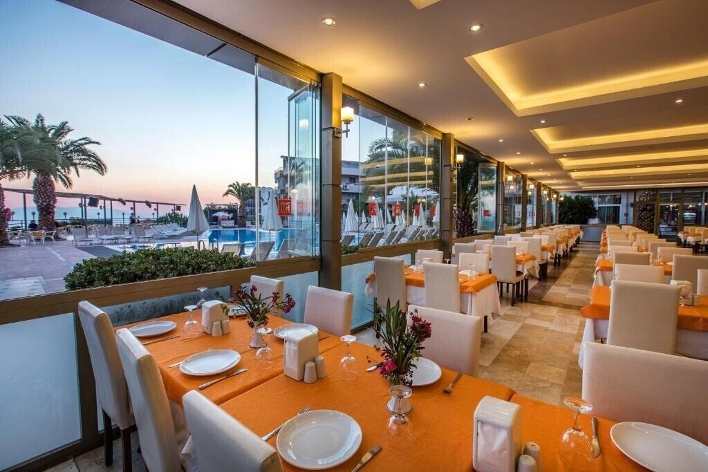 Изображение City's Hill Hotel 4*