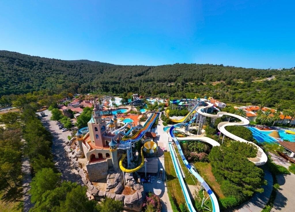 Отель Aqua Fantasy Aquapark Hotels & SPA 5*