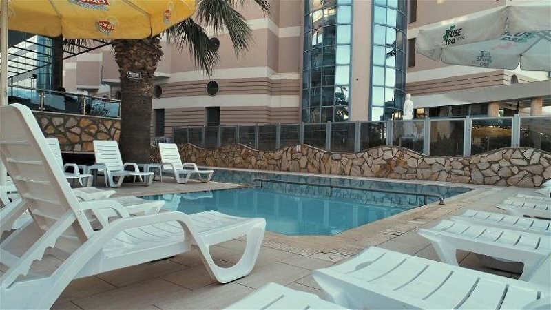 Fiskos Beach Hotel (ex. La Perla Beach) 3* қонақ үйі