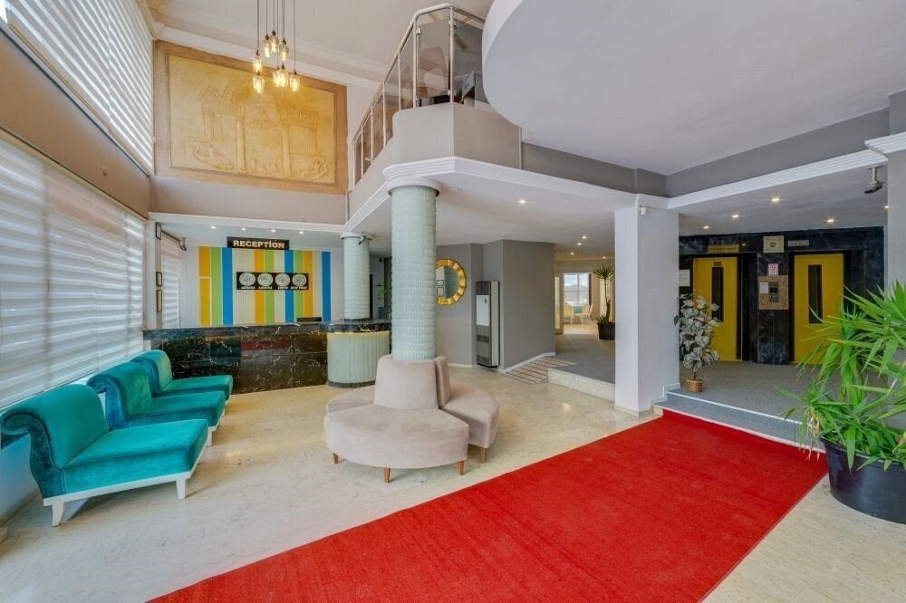 The View City Hotel 4* фотосуреті