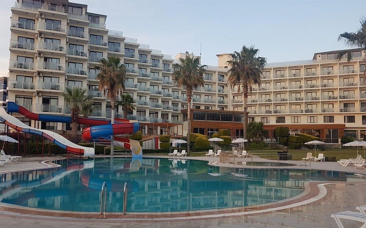 Royal Palace Kusadasi 4* қонақ үйі