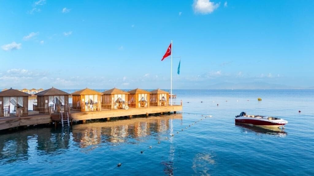 Фото Infinity by Yelken Aquapark & Resorts 5*