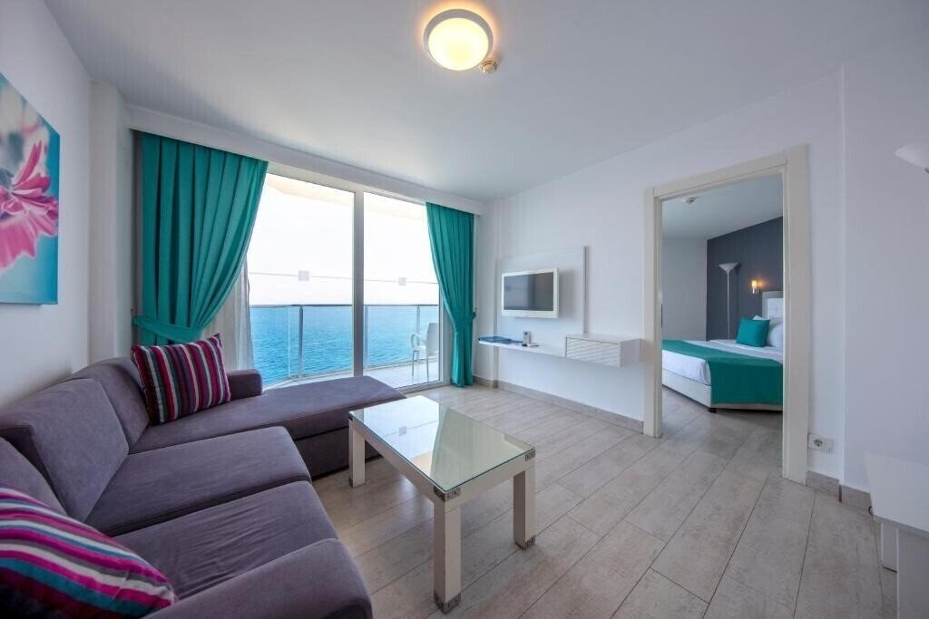 Изображение Le Bleu Hotel & Spa (ex. Noa Hotels Kusadasi) 5*