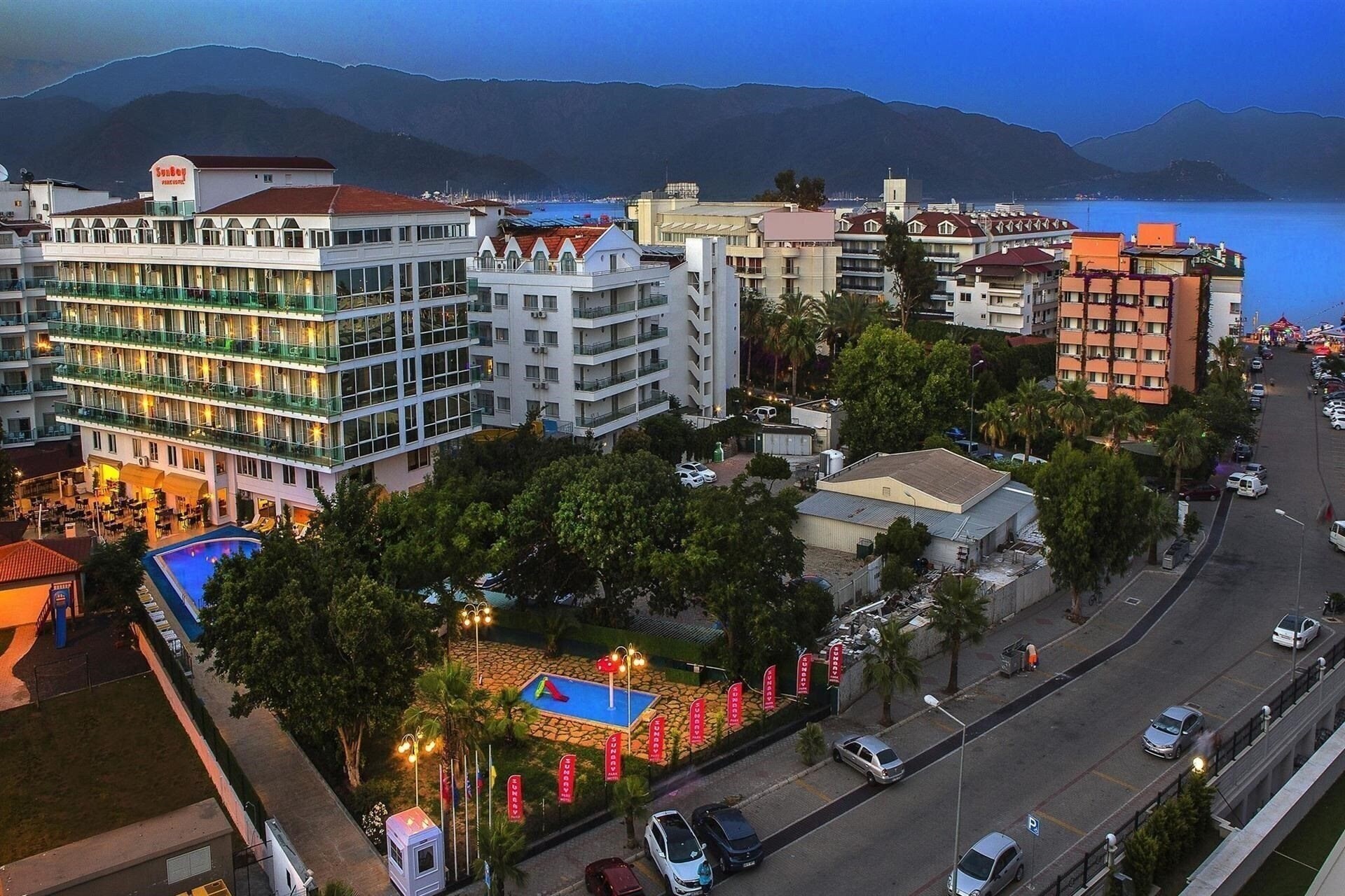 Отель Hotel Sunbay Park 4*