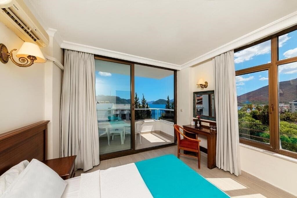 Фото Hotel Kayamaris 4*