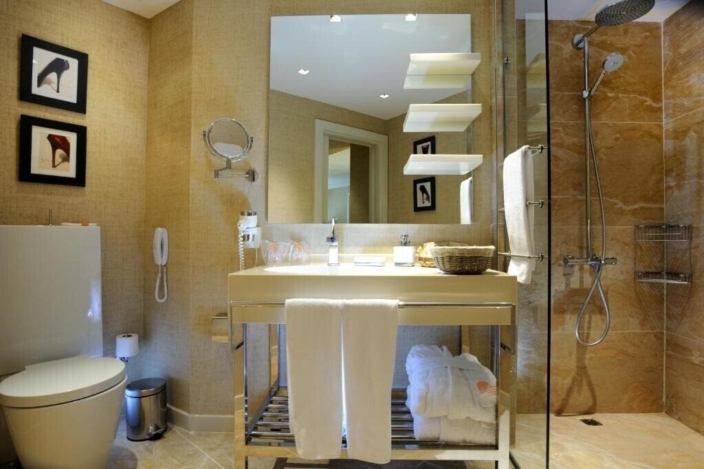 Фотография Elegance Hotels International 5*