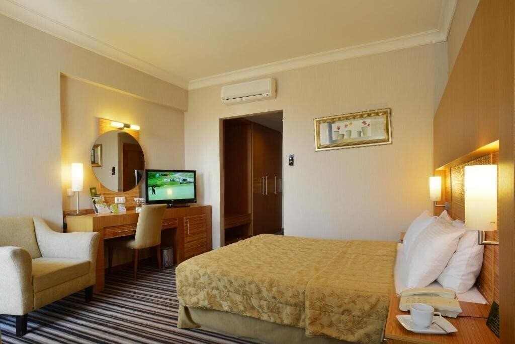 Grand Cettia Hotel 5* суреті