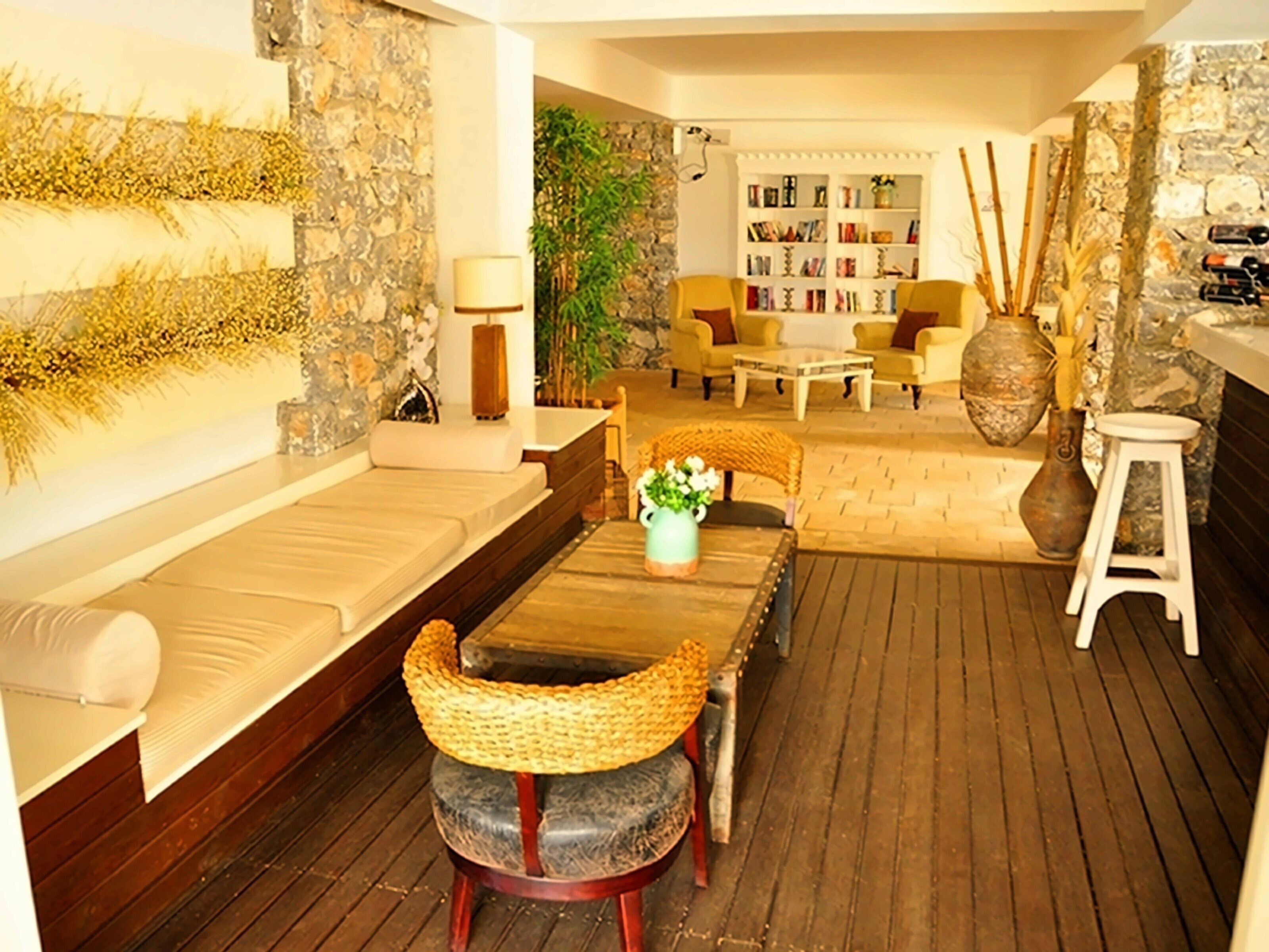 Фотография Casa Blanca Beach Hotel 3*