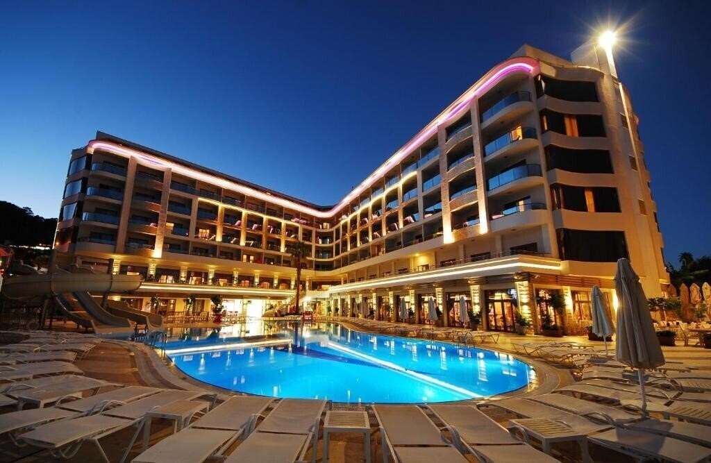 Golden Rock Beach Hotel 5* суреті
