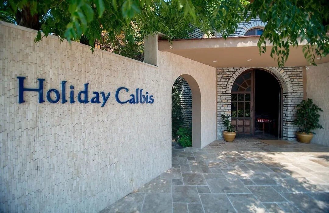 Фотография Holiday Calbis 3*