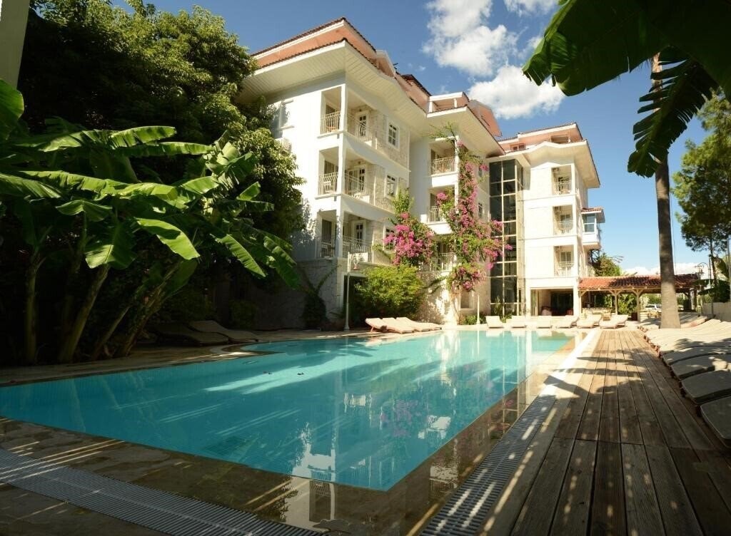 Отель Petunya Konak Hotel 3*