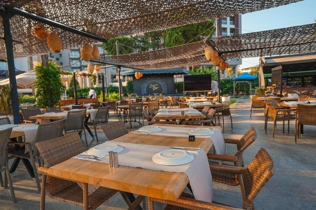 Hotel Caprea Beach (ex. Dora Beach Boutique Hotel, Dora Beach Marmaris, Karacan Beach) 4* суреті