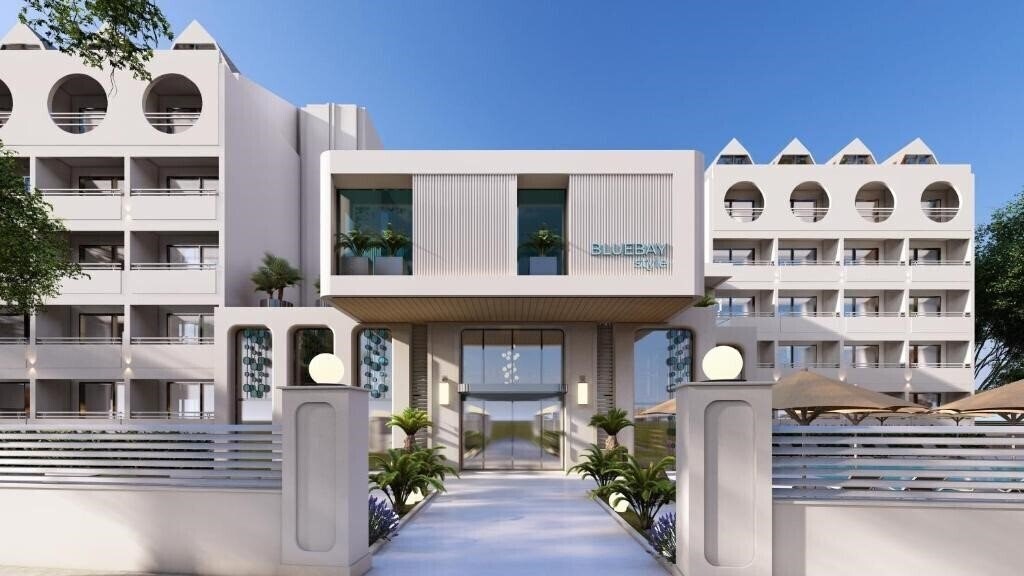 Отель Blue Bay Style 4*