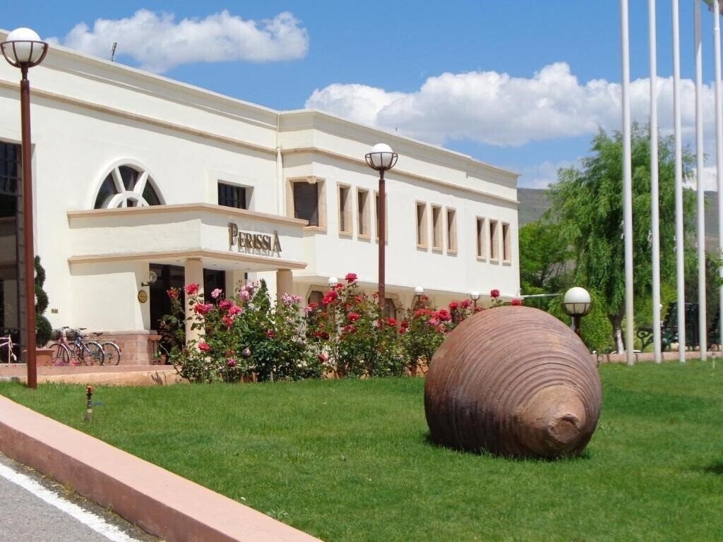 Perissia Hotel & Convention Center 5* қонақ үйі