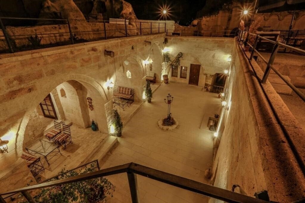 Harkasos Cave Hotel 4* фотосуреті