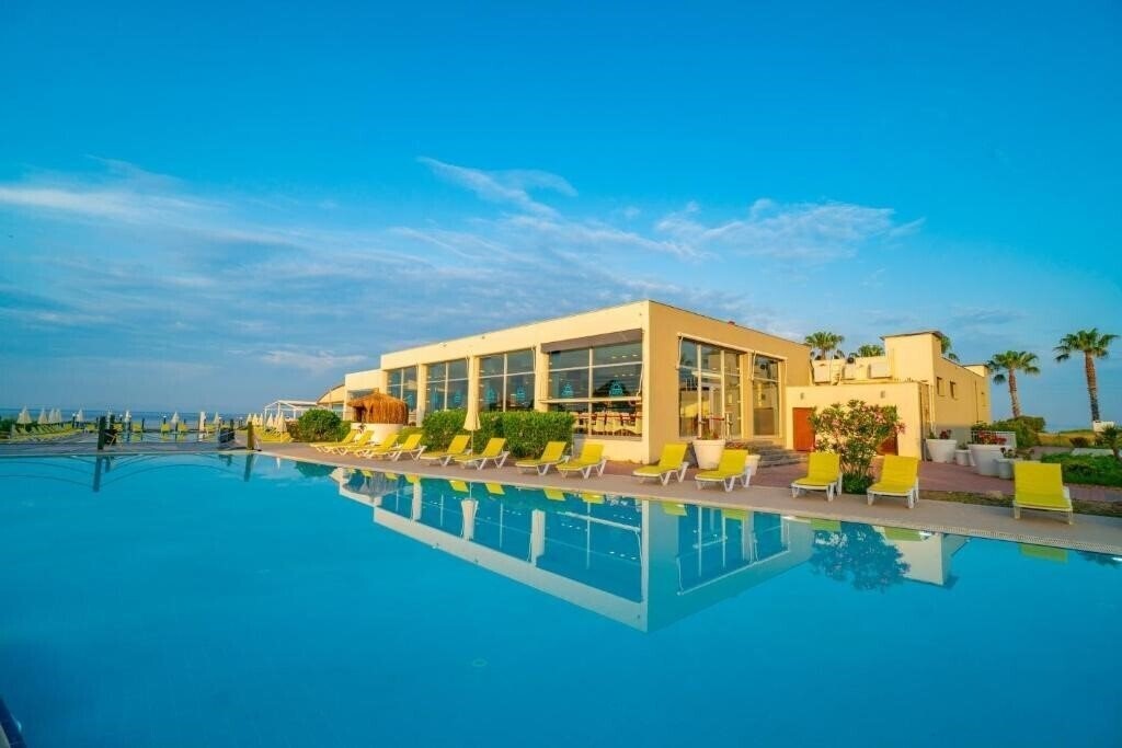 Фото Karya Family Resort Hotel (ex. Maxima Paradise Resort, Maxima Paradise Hotel, Paradise Resort Ozdere) 4*