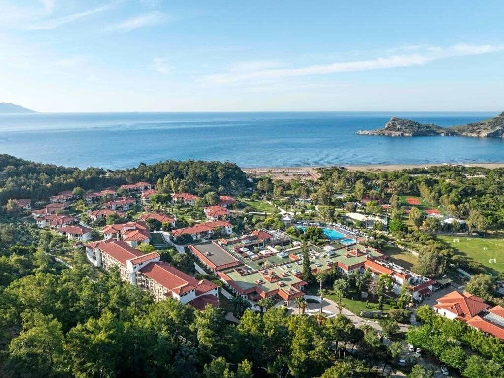 Отель Tui Blue Sarigerme Park 4*