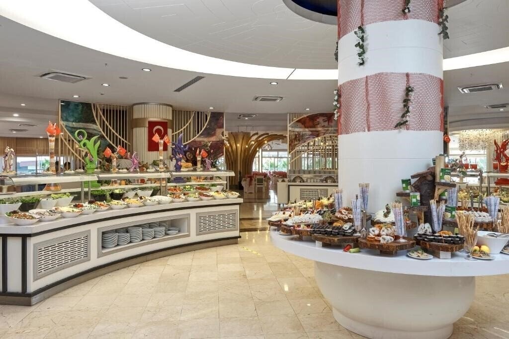 Sea World Resort & SPA 5* суреті