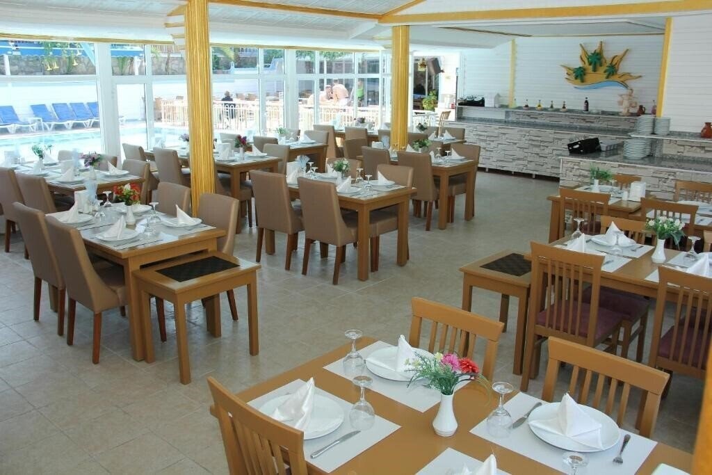 Изображение Temple Side Hotel 3*