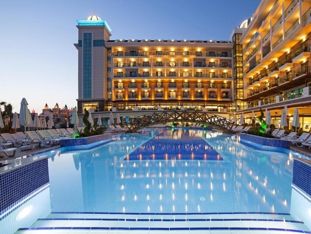 Отель Luna Blanca Resort & SPA 5*