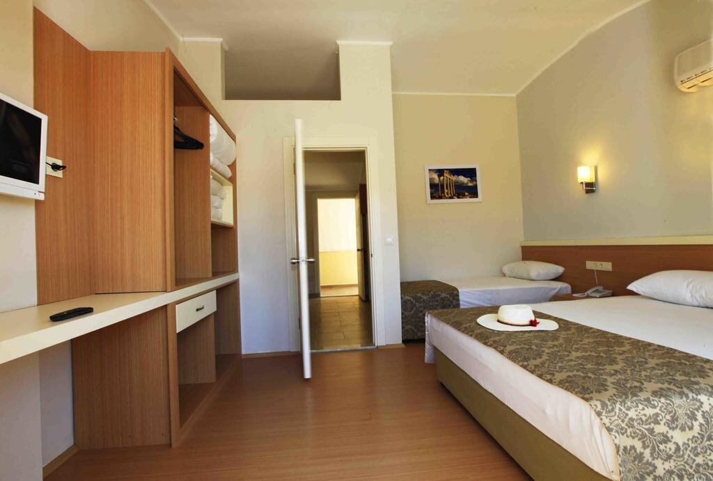 Sun City Side Hotel 4* суреті