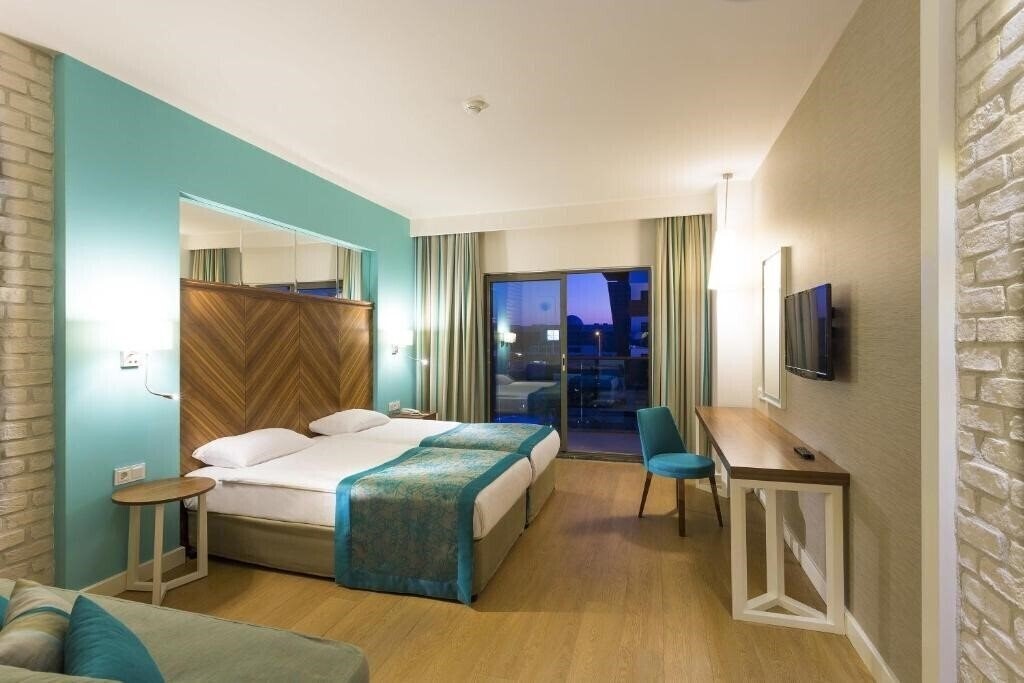 Отель Terrace Elite Resort 5*