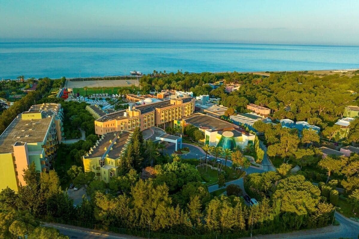 Blue Waters Club 5* қонақ үйі