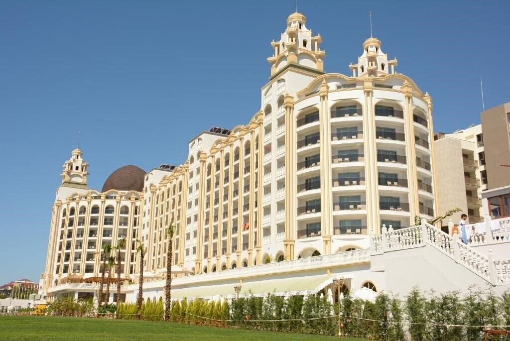 Отель J'Adore Deluxe Hotel & SPA 5*
