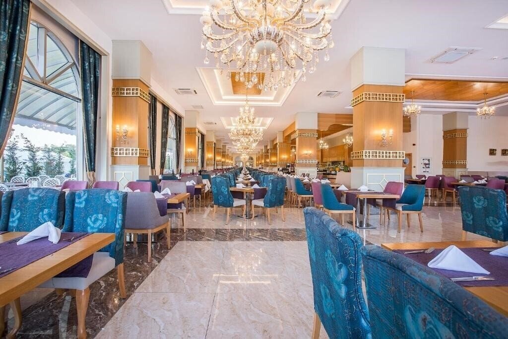 Фото J'Adore Deluxe Hotel & SPA 5*