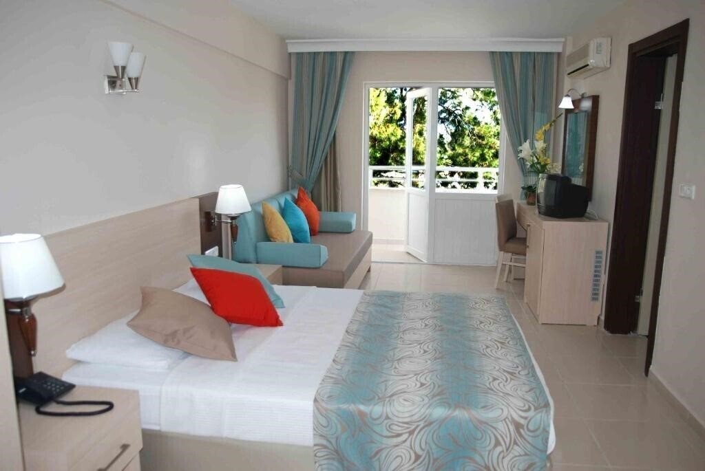 Фото Club Hotel Sidelya 4*