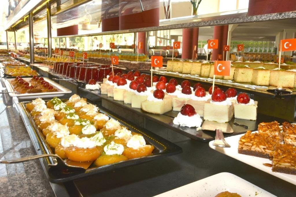 Cesars Side (ex. Cesars Resort Hotel, Cesars Resort Side, Cesar`s Palms) 5* суреті