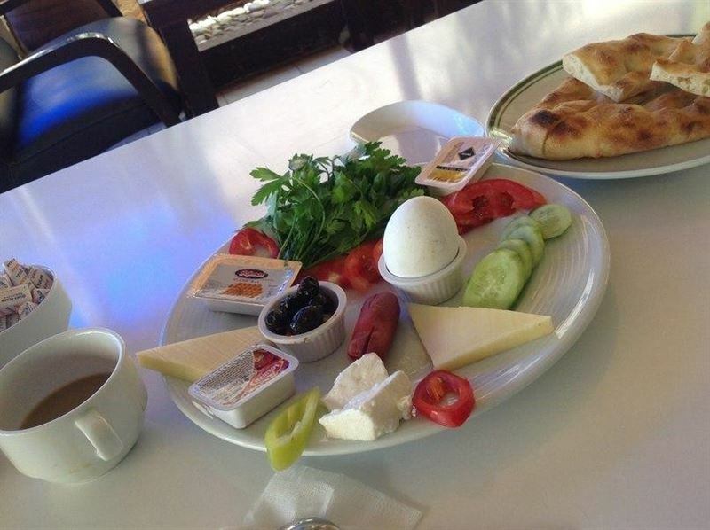 Отель Nergos Villa Gizem (ex. Villa Adora Beach) 3*