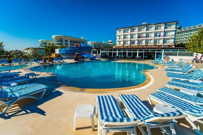 Отель Avalon Beach Hotel 4*