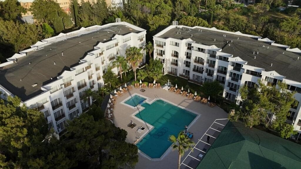 Отель Side Club Golf Hotel 4*