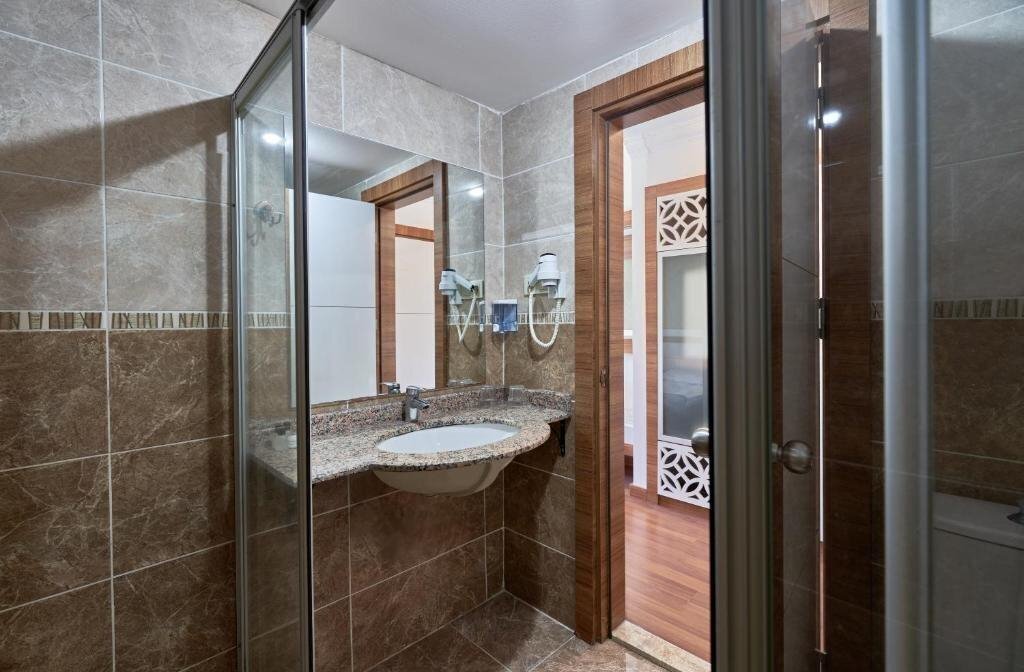 Side Club Golf Hotel (ex. Maya World Golf, Club Hotel Golf, Club Golf Hotel, Club Golf Hotel & SPA, Sunrise Garden) 4* қонақ үйі