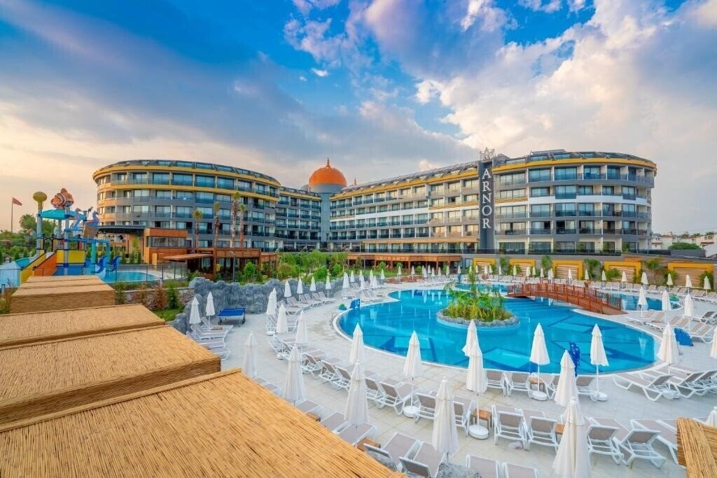 Отель Arnor De Luxe Hotel & SPA 5*