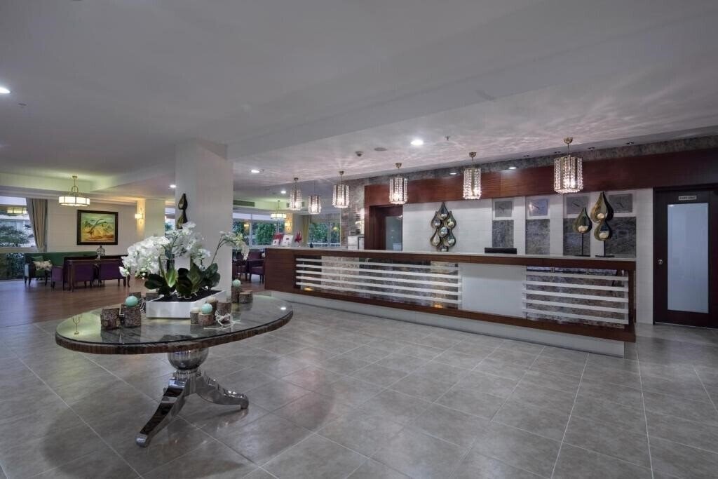 Изображение Trendy Side Beach 4*