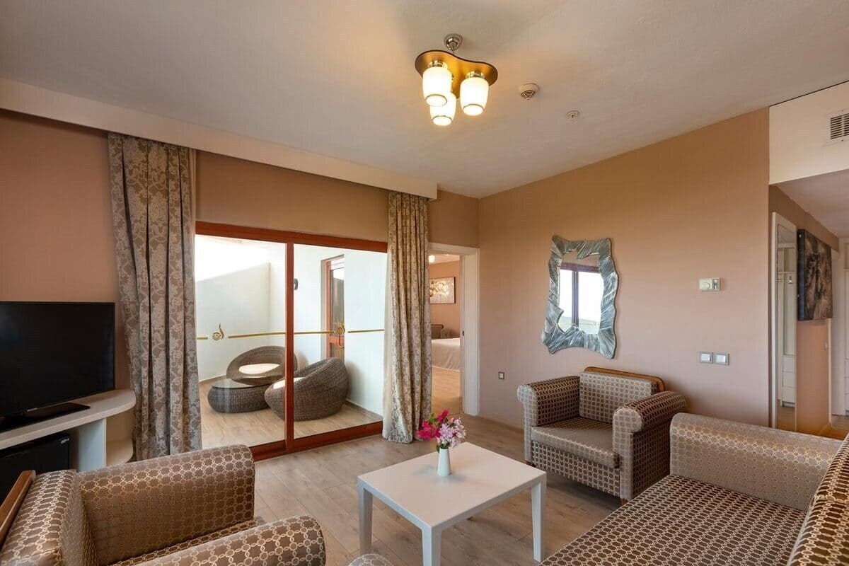 Картинка Defne Garden 4*