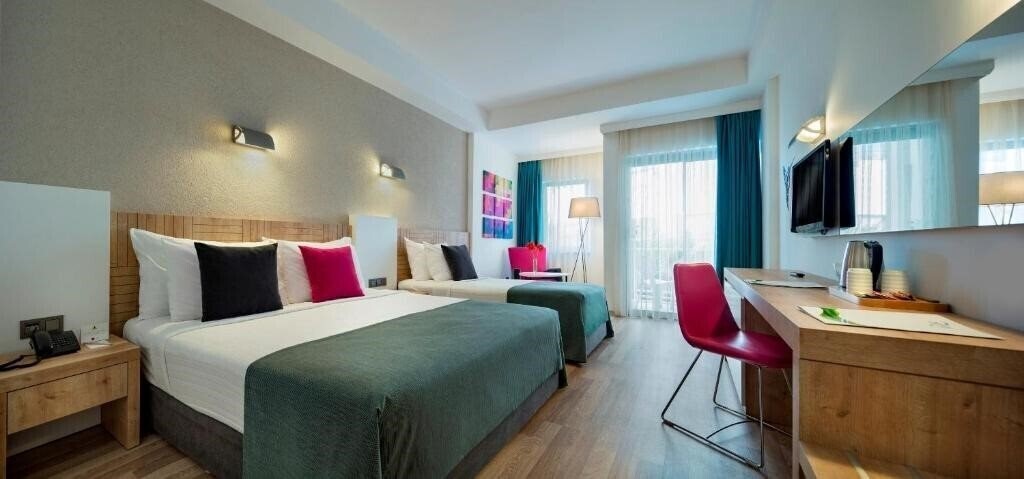 Фото Novum Garden Side 5*