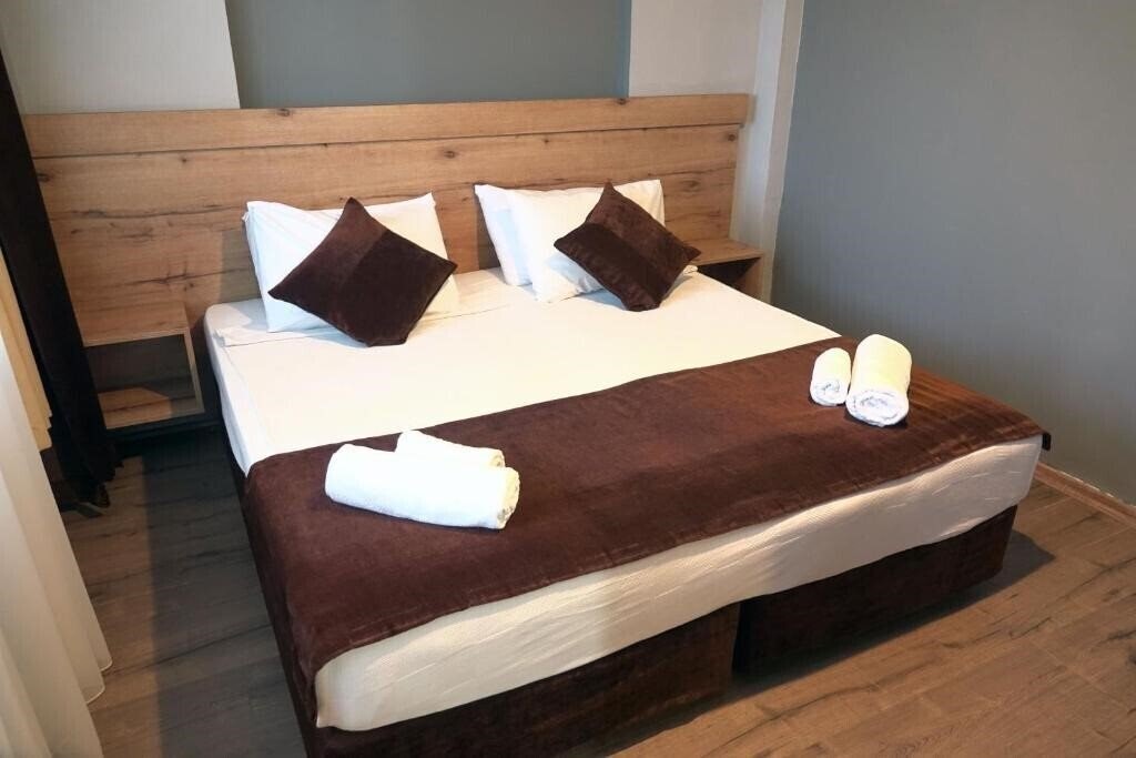 New Garden Apart Hotel 3* суреті