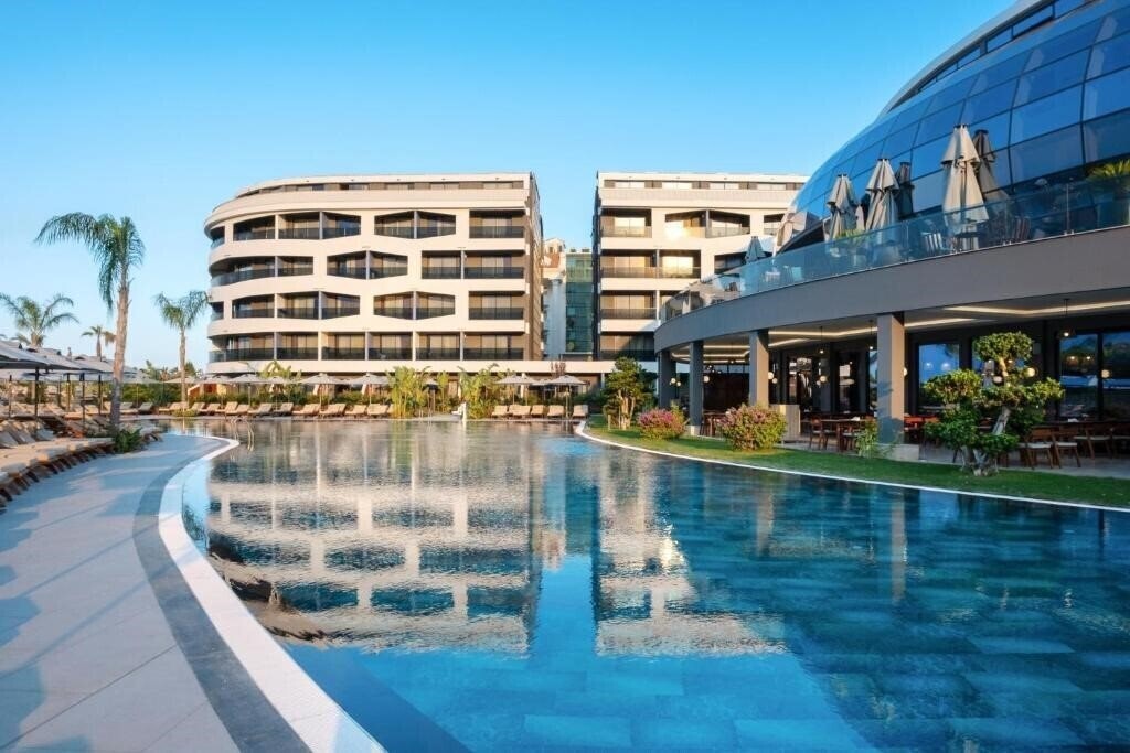 Liu Resorts 5* қонақ үйі
