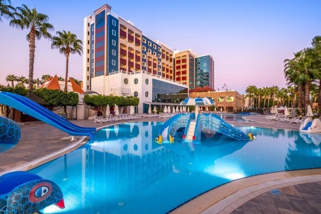 Отель Kamelya Collection Selin Hotel 5*