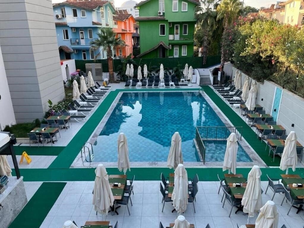 Фото Alessia Hotel 4*