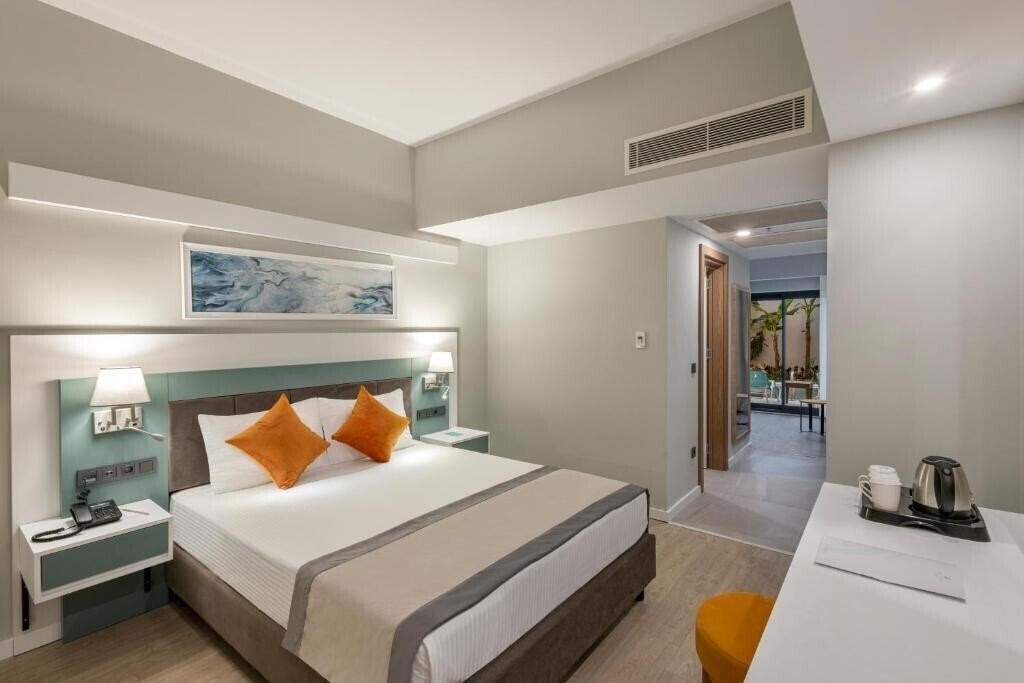 Arcanus Trendline Resort 5* суреті