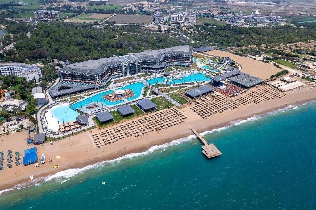 Отель Lago Hotel 5*