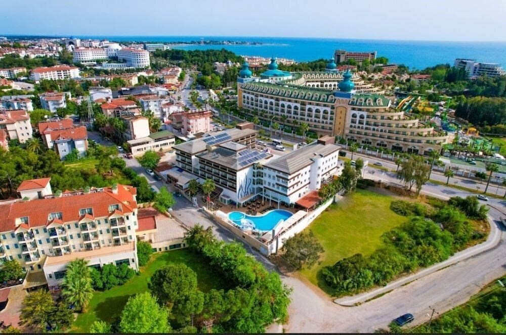 Adella Side Hotel 4* фотосуреті