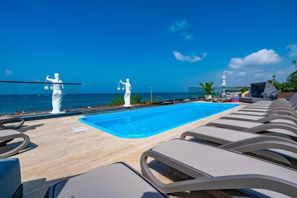 Simus Beach Hotel 2* суреті