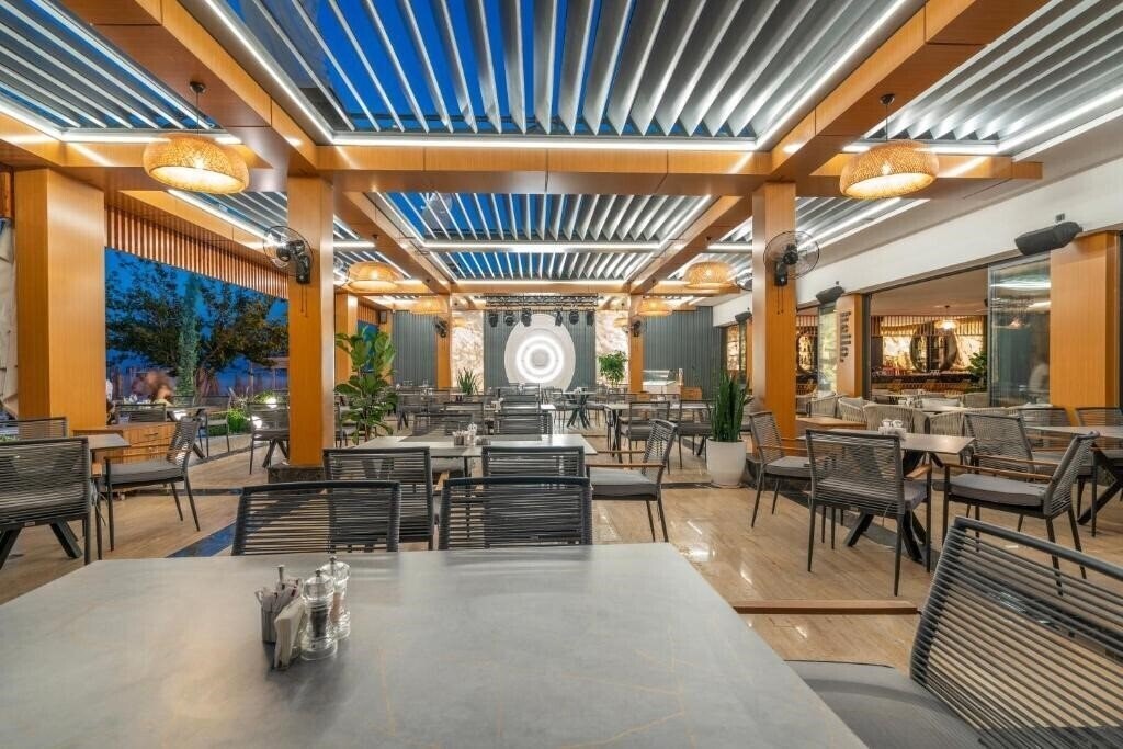 Simus Beach Hotel 2* суреті