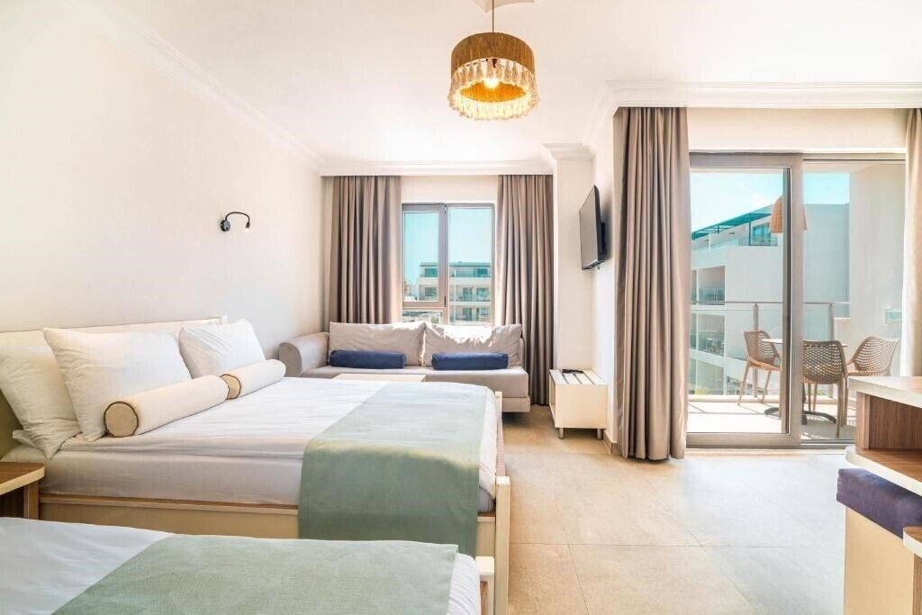 Victoria Princess Hotel 4* фотосуреті