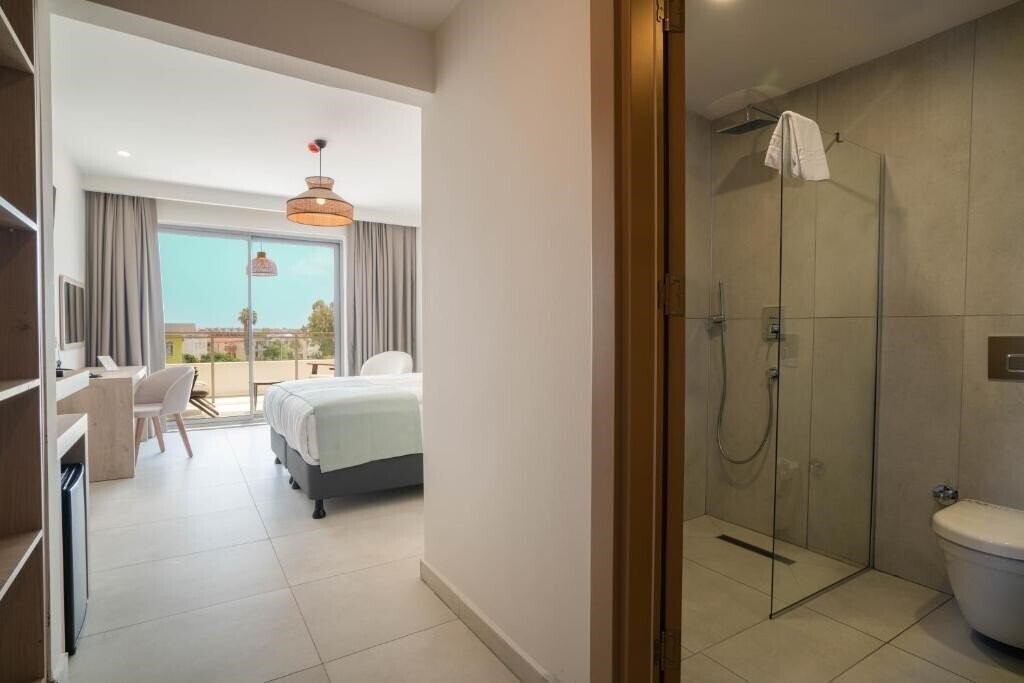 Victoria Princess Hotel 4* суреті